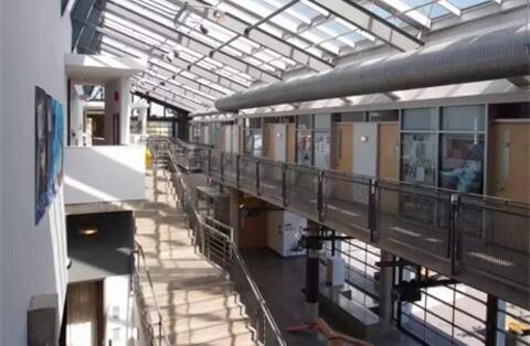 Go to Canada to study art Go to Canada to study art