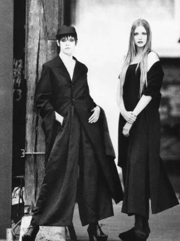 Fashion designers studying abroad Fashion designers studying abroad