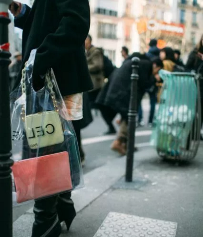 Art study abroad for costume design major Art study abroad for costume design major