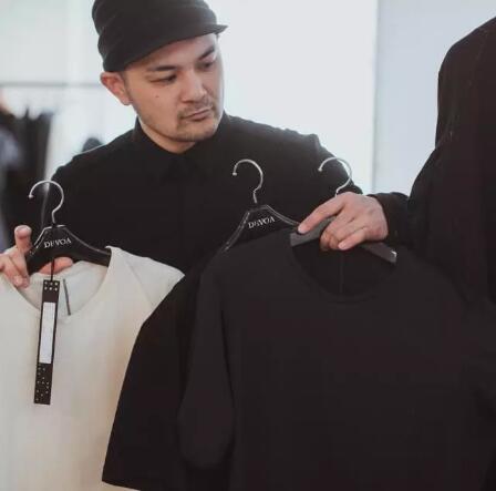 Fashion designers studying abroad Fashion designers studying abroad