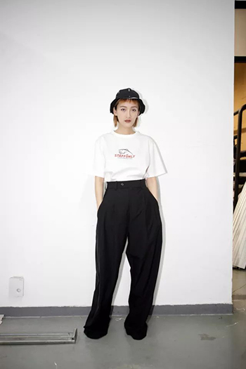 Fashion Design Studied at London Fashion College Fashion Design Studied at London Fashion College