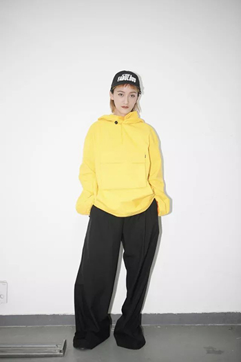 Training of overseas works collection of fashion design art Training of overseas works collection of fashion design art