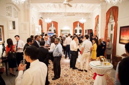 Natural light interaction design tutor studying in the UK Natural light interaction design tutor studying in the UK