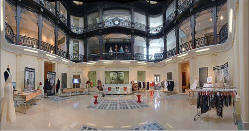 ESMOD High School of Fashion Design, Paris ESMOD High School of Fashion Design, Paris