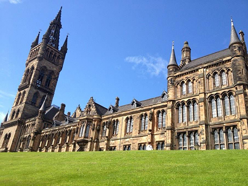  University of Glasgow graduate students studying abroad