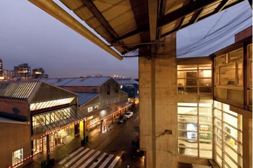 How does Emily Carr University of Art and Design apply? How does Emily Carr University of Art and Design apply?