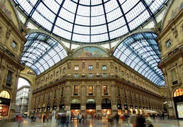 How about studying abroad in Italian Marangoni Institute of Fashion Design How about studying abroad in Italian Marangoni Institute of Fashion Design