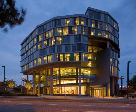 How to choose a film major to study abroad? How to choose a film major to study abroad?