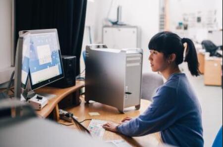 University of Edinburgh Digital Media Practice Studio University of Edinburgh Digital Media Practice Studio