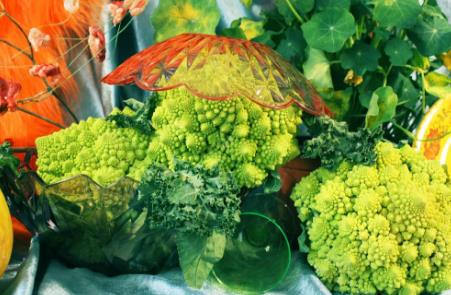 Works of tutors studying abroad Works of tutors studying abroad