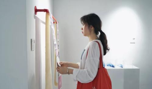 Natural light indoor professional student Natural light indoor professional student