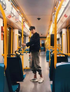 Interdisciplinary British Fashion Management Graduate Student Interdisciplinary British Fashion Management Graduate Student