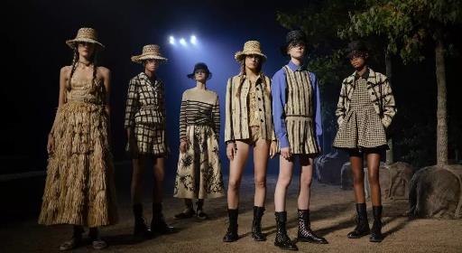 Fashion brand visual design Fashion brand visual design