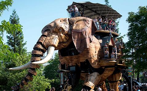 Application for Design Major of Paris School of Visual Media Application for Design Major of Visual Media College in Paris, France