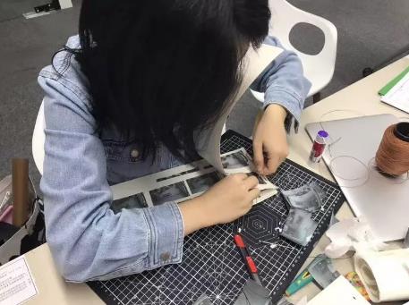 Apply for Huangyi Photography Students Apply for Huangyi Photography Students