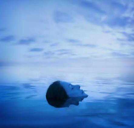 Photographer Gabriel Isak Photographer Gabriel Isak