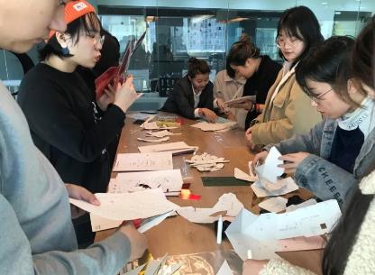 Paper die head cover workshop Paper die head cover workshop