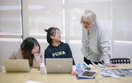 Select a training institution for the portfolio Select a training institution for the portfolio