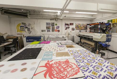 Tuition and scholarship of Central Lancashire University Tuition and scholarship of Central Lancashire University