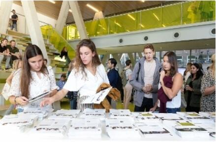 How much is the one-year fee for the pre master program of Amsterdam University How much is the one-year fee for the pre master program of Amsterdam University