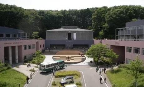  Tokyo University of Plastic Arts