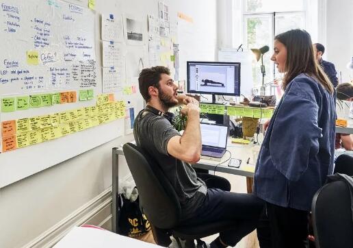  Cross border integration of art