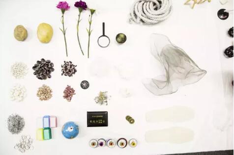 World famous jewelry designers and creative materials World famous jewelry designers and creative materials