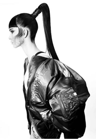 Fashion trend Oversize element Fashion trend Oversize element