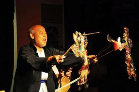 Creation of Chinese Element Shadow Play Collections for Studying Abroad Creation of Chinese Element Shadow Play Collections for Studying Abroad