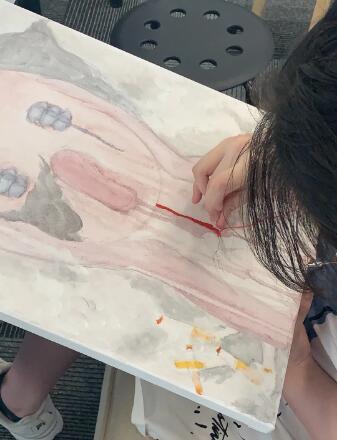 Illustration major studying abroad Illustration major studying abroad