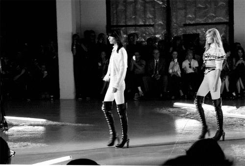 Overseas garment graduates are more qualified to meet the needs of domestic and overseas markets Overseas garment graduates are more qualified to meet the needs of domestic and overseas markets