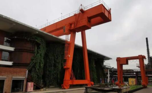 Photos of the survey process of the landscape collection project Photos of the survey process of the landscape collection project