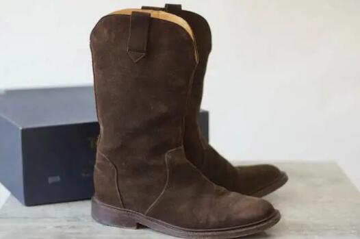 FIT Footwear and Accessories Design FIT Footwear and Accessories Design