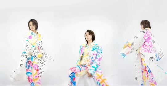  What grade school is Central Saint Martin?