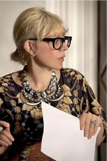 Will costume design become the operator behind the film after studying abroad? Will costume design become the operator behind the film after studying abroad?