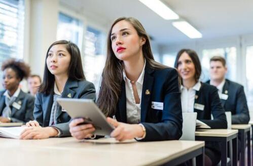 Experience of Studying Abroad in Art Management at Manchester University Experience of Studying Abroad in Art Management at Manchester University