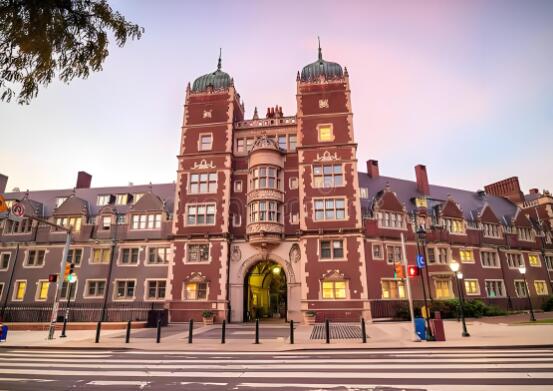 Is Liverpool University an Ivy League University? Is Liverpool University an Ivy League University?